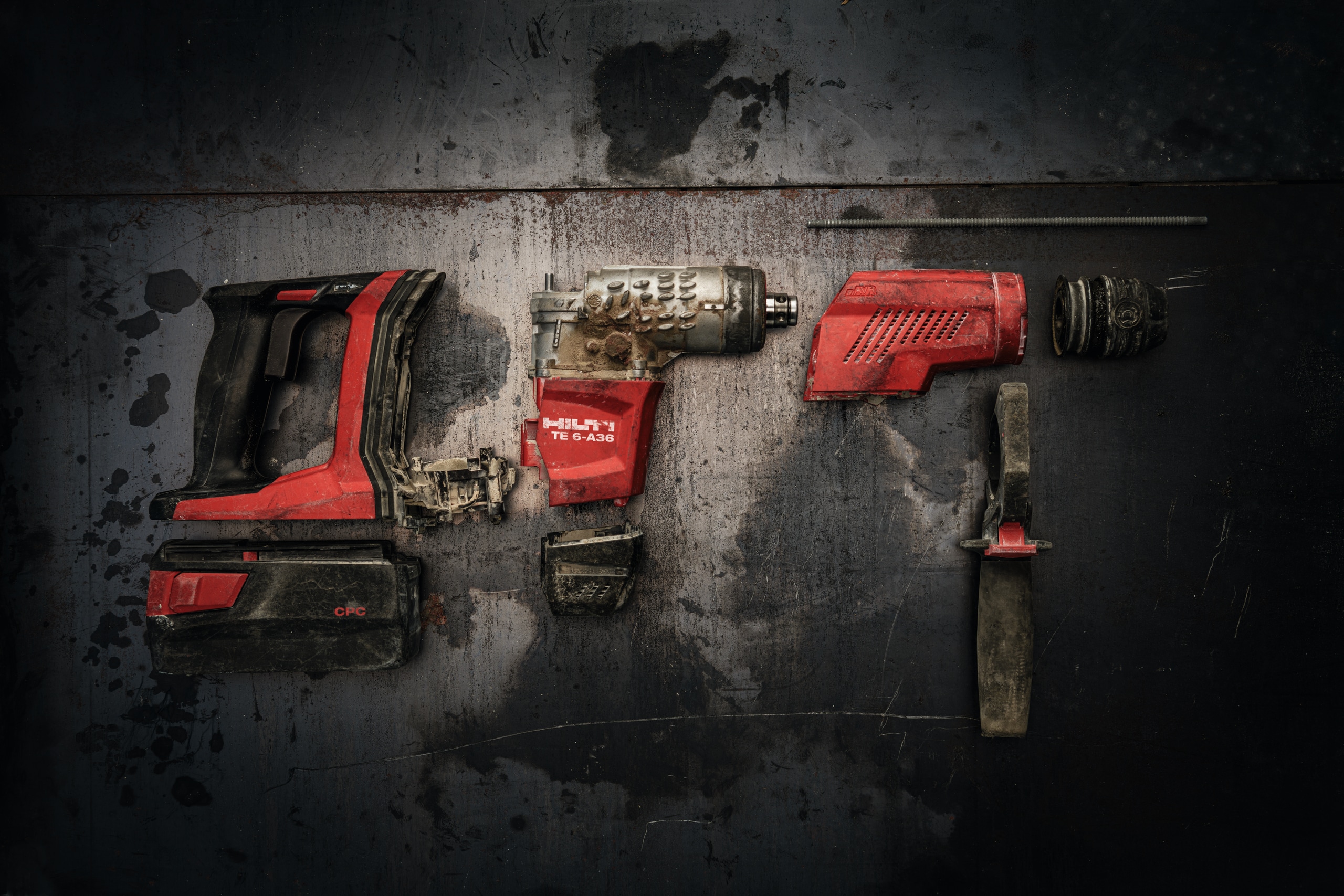 Sulaužyti HILTI įrankiai