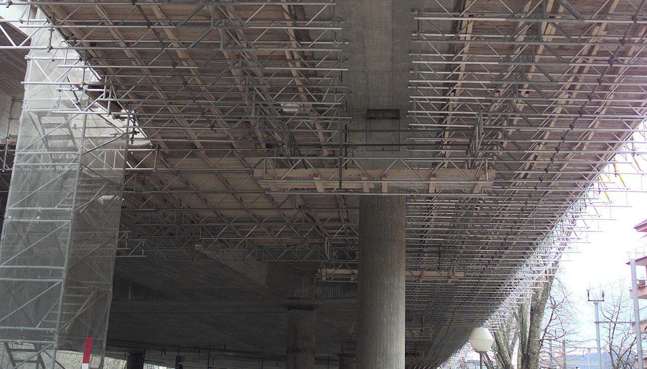Anchor Syst. chem.,Anchor Syst. mech./metal,Anchor Syst. mech./plastic Gerüstbefestigung HIT-HY 150 Rebar application Overlays Bridge rehabilitation/strengthening HIT-HY 150 Rebar Anwendung Aufheben Brückeninstandsetzung/Verstärken