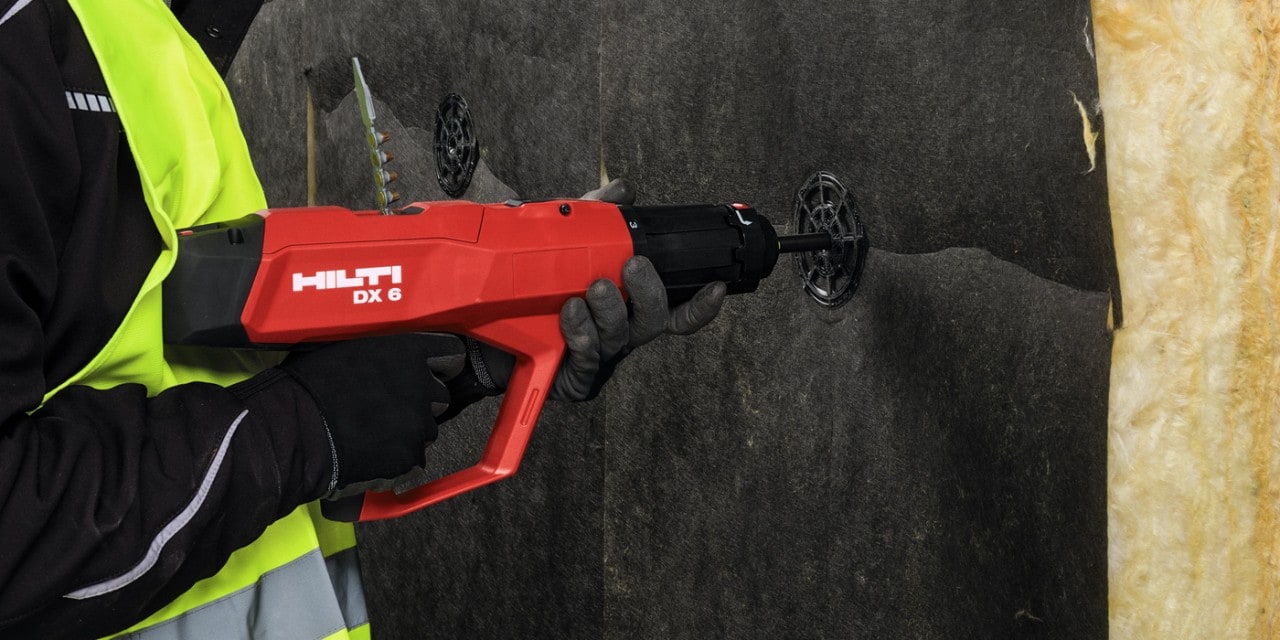 Izoliacijos tvirtinimas su „Hilti DX 6-IE“ atsuktuvu