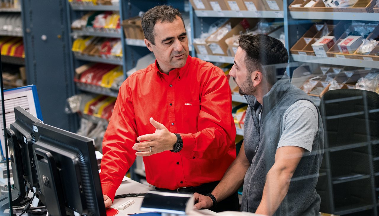 Hilti ON!Track specialist, consultant, training, software, warehouse manager, implementation
