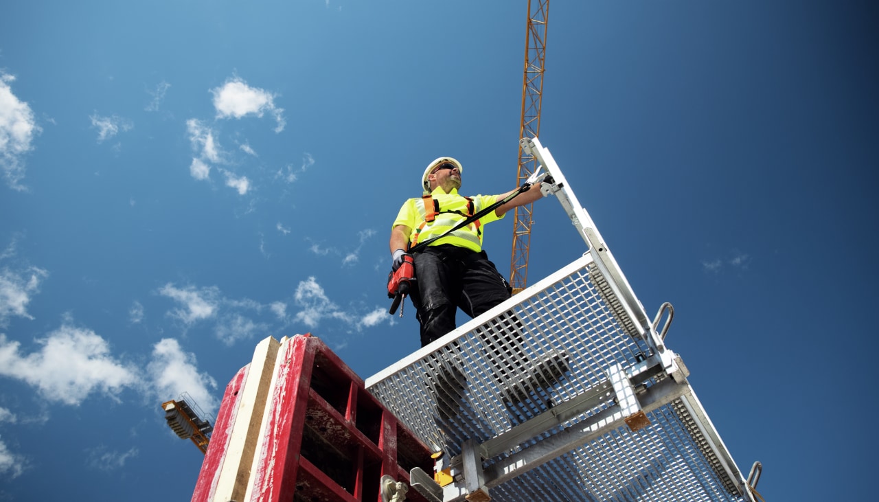 Hilti Nuron 22 voltų sistemos pristatymas su naujais produktų vaizdais.