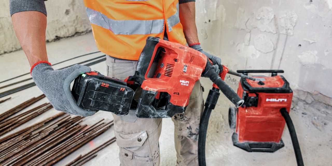Grafika, iliustruojanti „Hilti“ įrankių valdymo sistemą, pabrėžianti organizaciją ir efektyvumą.