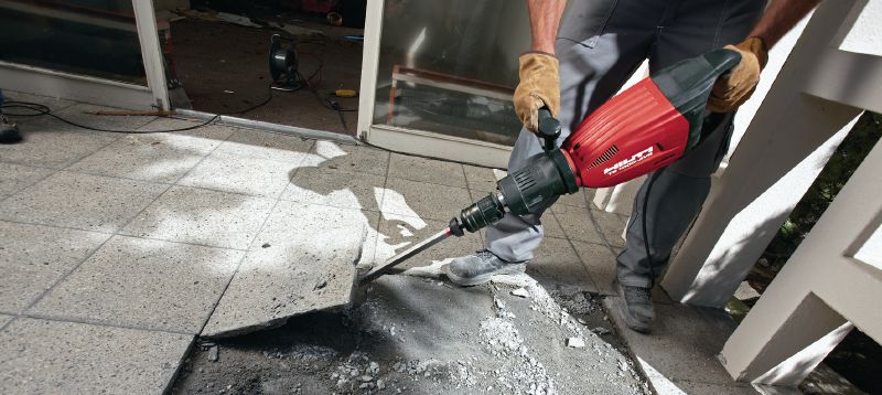 TE-S TI plytelių kaltai Savaiminio aštrinimo TE-S plytelių kaltai paviršių dengiančioms medžiagoms nugramdyti Aplikacijos 1