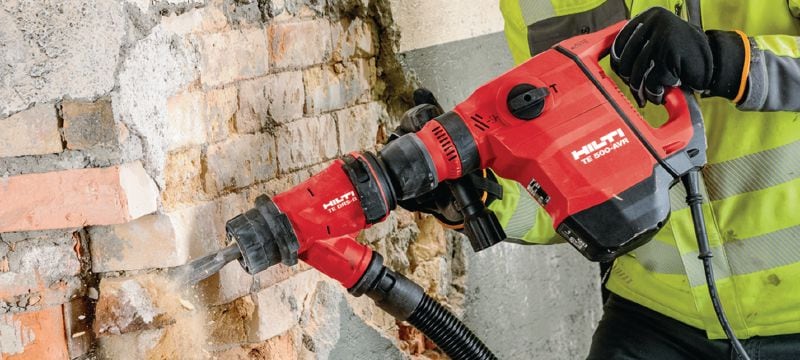 TE 500-AVR SDS-Max skaldos plaktukas Universalus „SDS Max“ (TE-Y) kirstuvas, skirtas nesunkiems kalimo darbams betone arba mūre, su antivibracine sistema (AVR) Aplikacijos 1