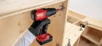 SF 2-A12 akumuliatorinis gręžtuvas / suktuvas Subkompaktinės klasės akumuliatorinis 12 V ličio jonų gręžtuvas / suktuvas su bešepečiu varikliu ir 10 mm berakčiu griebtuvu, kai reikia priėjimo, mažas svorio bei tikslaus valdymo Aplikacijos 1