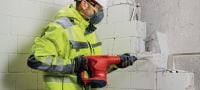 TE 500 SDS-Max skaldos plaktukas Tvirtas „SDS Max“ (TE-Y) griovimo plaktukas, skirtas lengvų apkrovų kalimo darbams su betonu arba mūru Aplikacijos 2