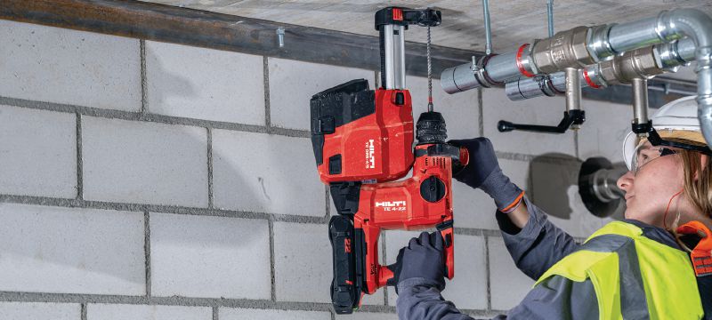 TE 4-22 akumuliatorinis perforatorius Kompaktiškas akumuliatorinis perforatorius „SDS Plus“ ir mūsų geriausias našumo ir svorio santykis, kad būtų galima gręžti viršuje („Nuron“ akumuliatoriaus platforma) Aplikacijos 1