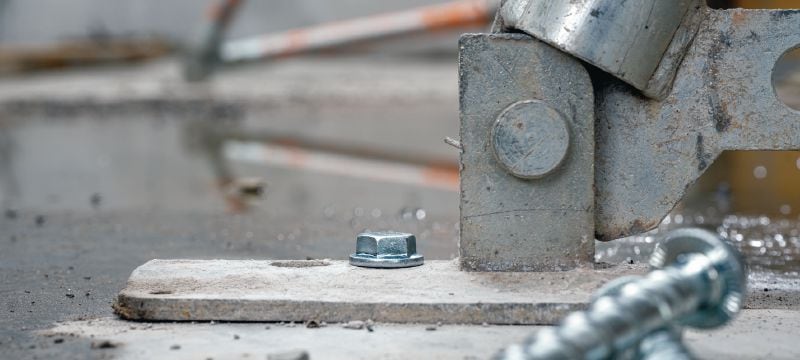 HUS4-H betonsraigtis Itin našus sraigtinis inkaras su šešiakampe galvute, skirtas tvirtinti prie betono ir mūrinio (anglinio plieno) Aplikacijos 1