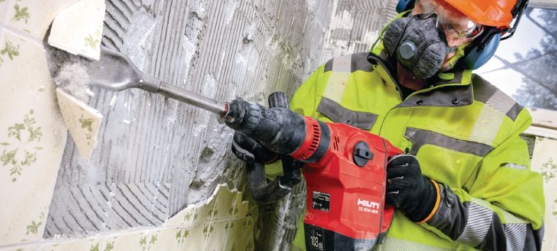 TE 500-AVR SDS-Max skaldos plaktukas Universalus „SDS Max“ (TE-Y) kirstuvas, skirtas nesunkiems kalimo darbams betone arba mūre, su antivibracine sistema (AVR) Aplikacijos 1