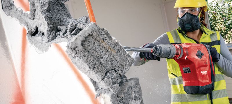 TE 70-ATC/AVR perforatorius Itin galingas „SDS Max“ (TE-Y) perforatorius, skirtas sunkiems betono gręžimo ir kalimo darbams Aplikacijos 1