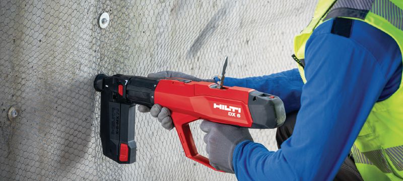 Vinys plienui / betonui X-U MX (ritėje) Aukštos kokybės eksploatacinių savybių vinis juostoje, skirta tvirtinti prie betono ir plieno naudojant parakinius įrankius Aplikacijos 1
