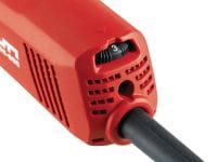 AG 125-SE kampinis šlifuoklis 800 W kompaktiškas kampinis šlifuoklis, skirtas pjauti ir šlifuoti (atliekant apdailos darbus) iki 125 mm diskais